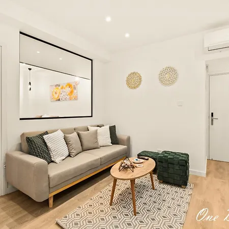 Lazuli Hermes Apartament *