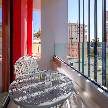 Lazuli Hermes Aparthotel 4*
