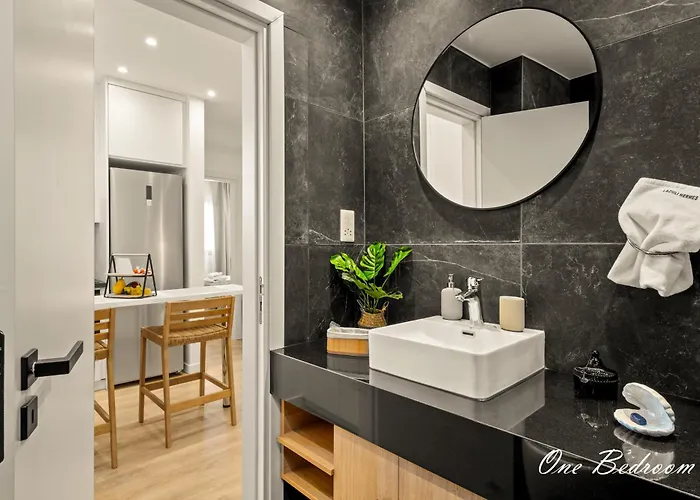 Lazuli Hermes * Larnaca