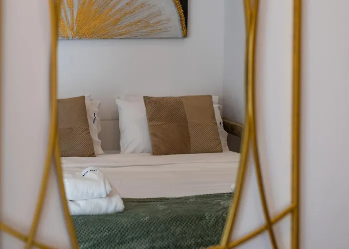 Lazuli Hermes * Larnaca